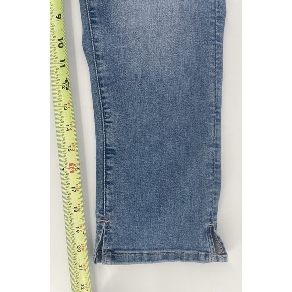 American Eagle Womens Size 6 Short Artist Crop Classic MedNext Level Stretch NWT - Picture 7 of 10